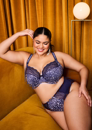 Lucie Stretch Plunge Bra Midnight Lucie  Midnight