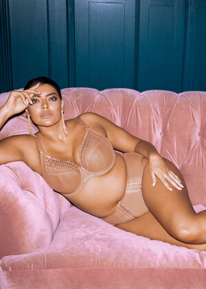 Matilda Plunge Bra Cafe Au Lait Matilda  Cafe Au Lait